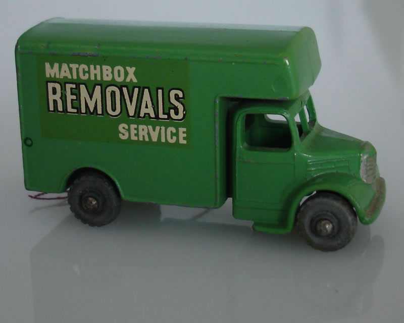 17A5 Bedford Removals Van
