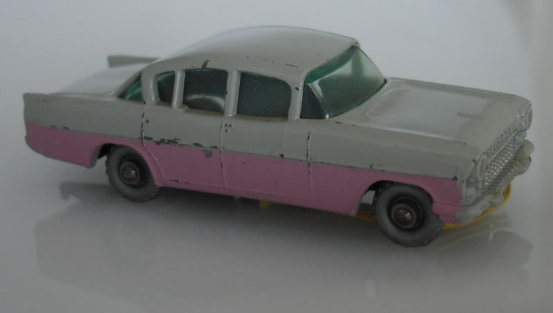 22B10 1958 Vauxhall Cresta