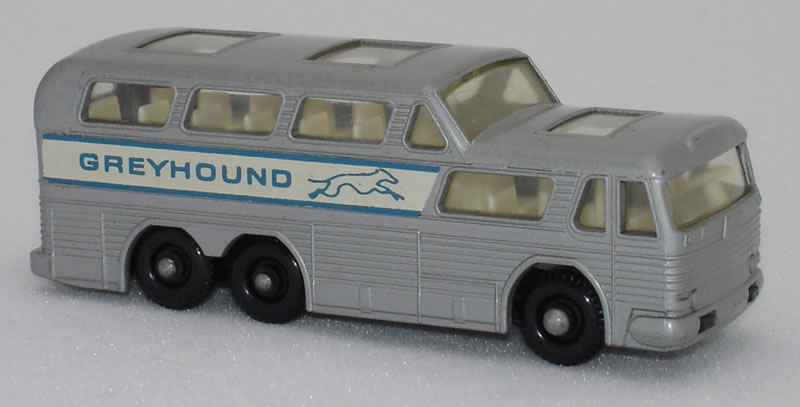 66C1 Greyhound Bus