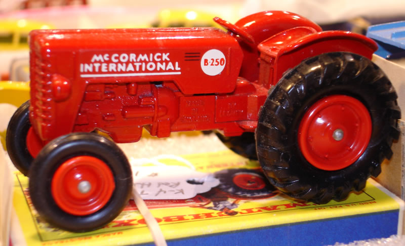 K4A3 International Tractor