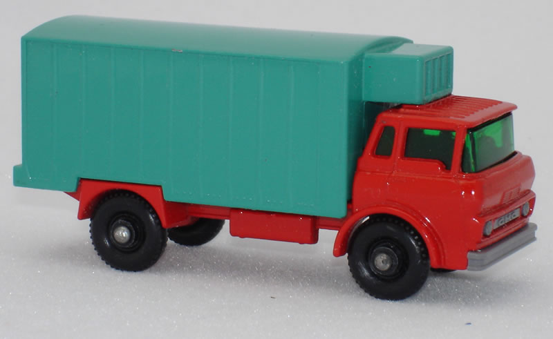 44C1 GMC Refrigerator Truck